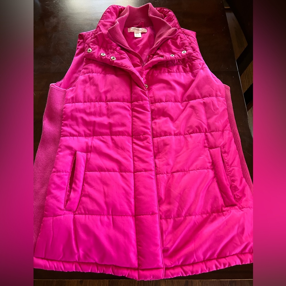 Motherhood Maternity winter puffy vest